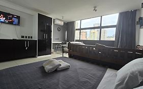 1327 - Apartamento da Cleo